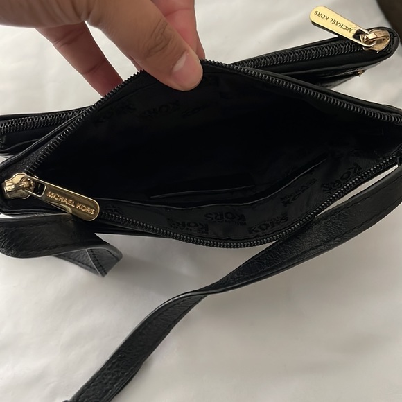 Michael Kors Fulton Crossbody in Black - Picture 7 of 7